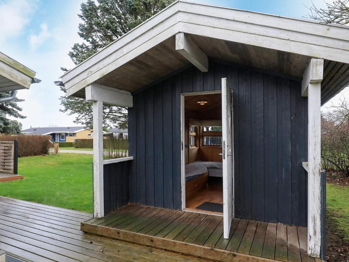 8 Person Holiday Home In Hesselager Exterior foto